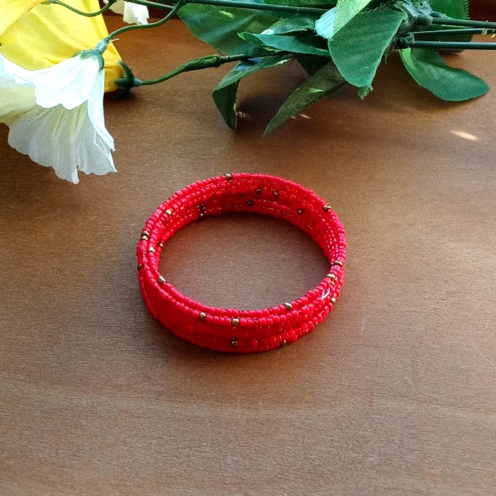 1PC Beautiful Kenyan Red Beaded Bracelet